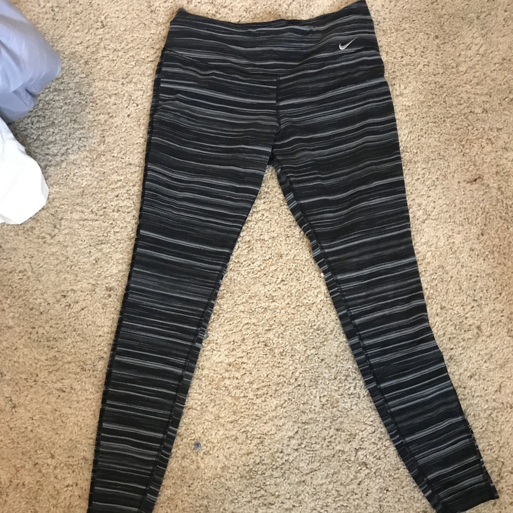 Nike Striped Leggings